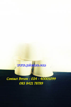 ice-cream-soup-cup-4-oz-polos